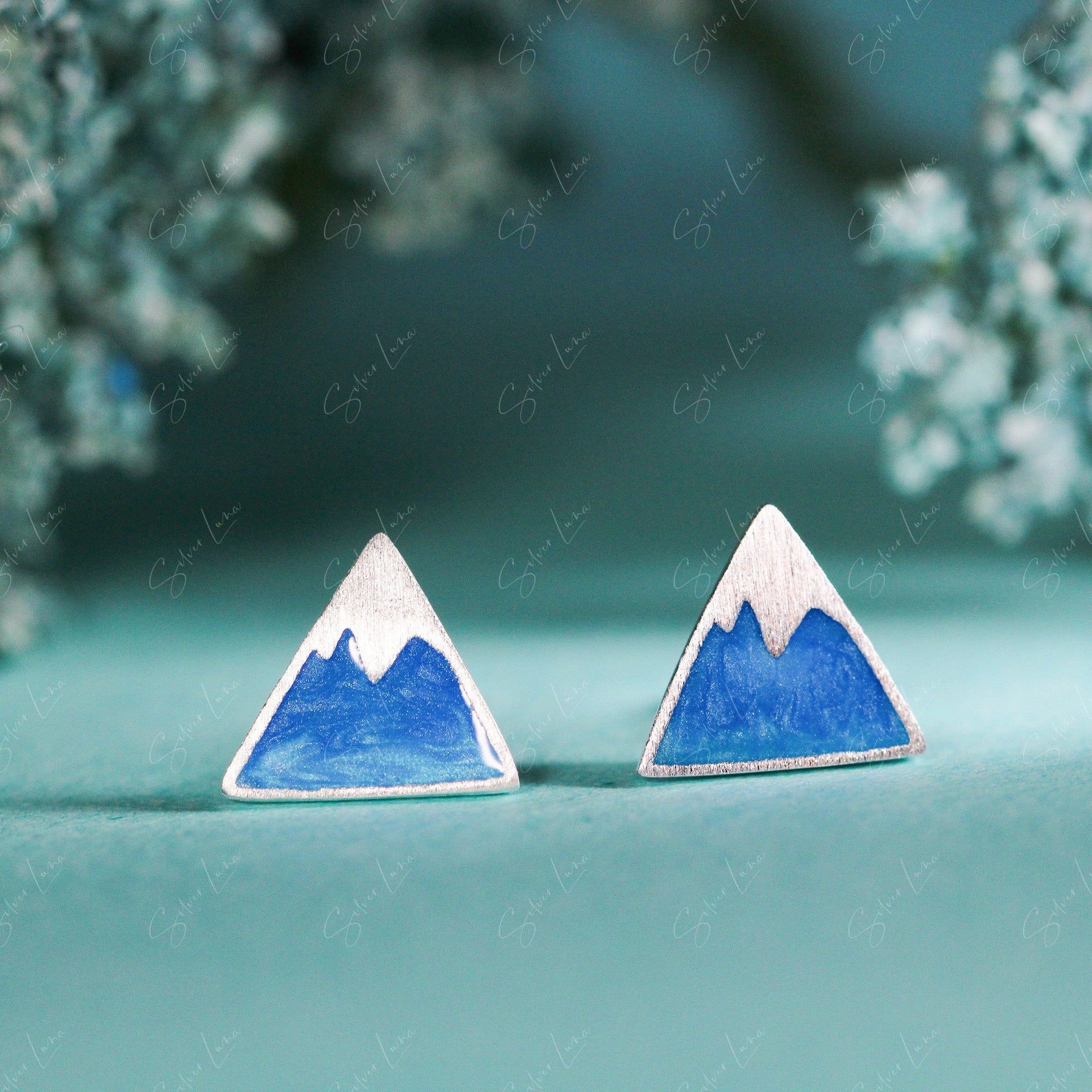 fuji mountain stud earrings