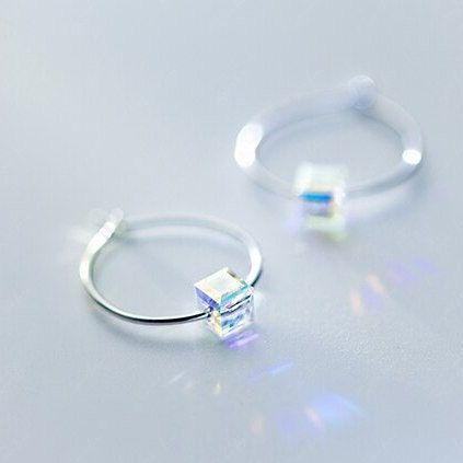 Square crystals hoop earrings