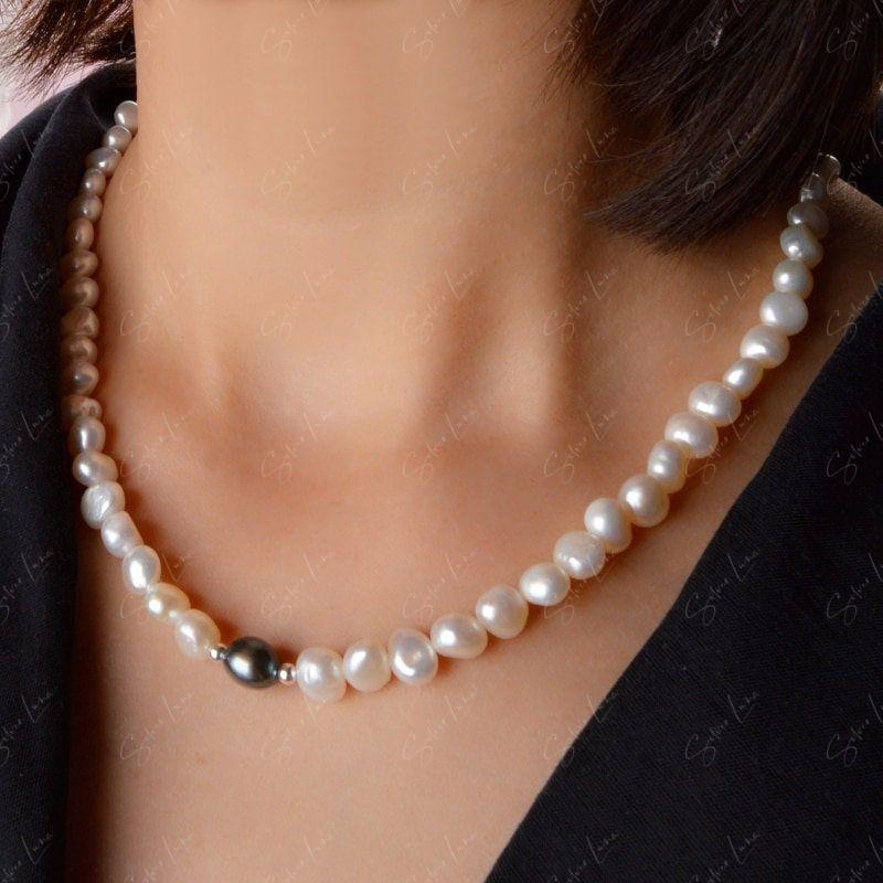 Freshwater Pearl Necklace with Silver Beads