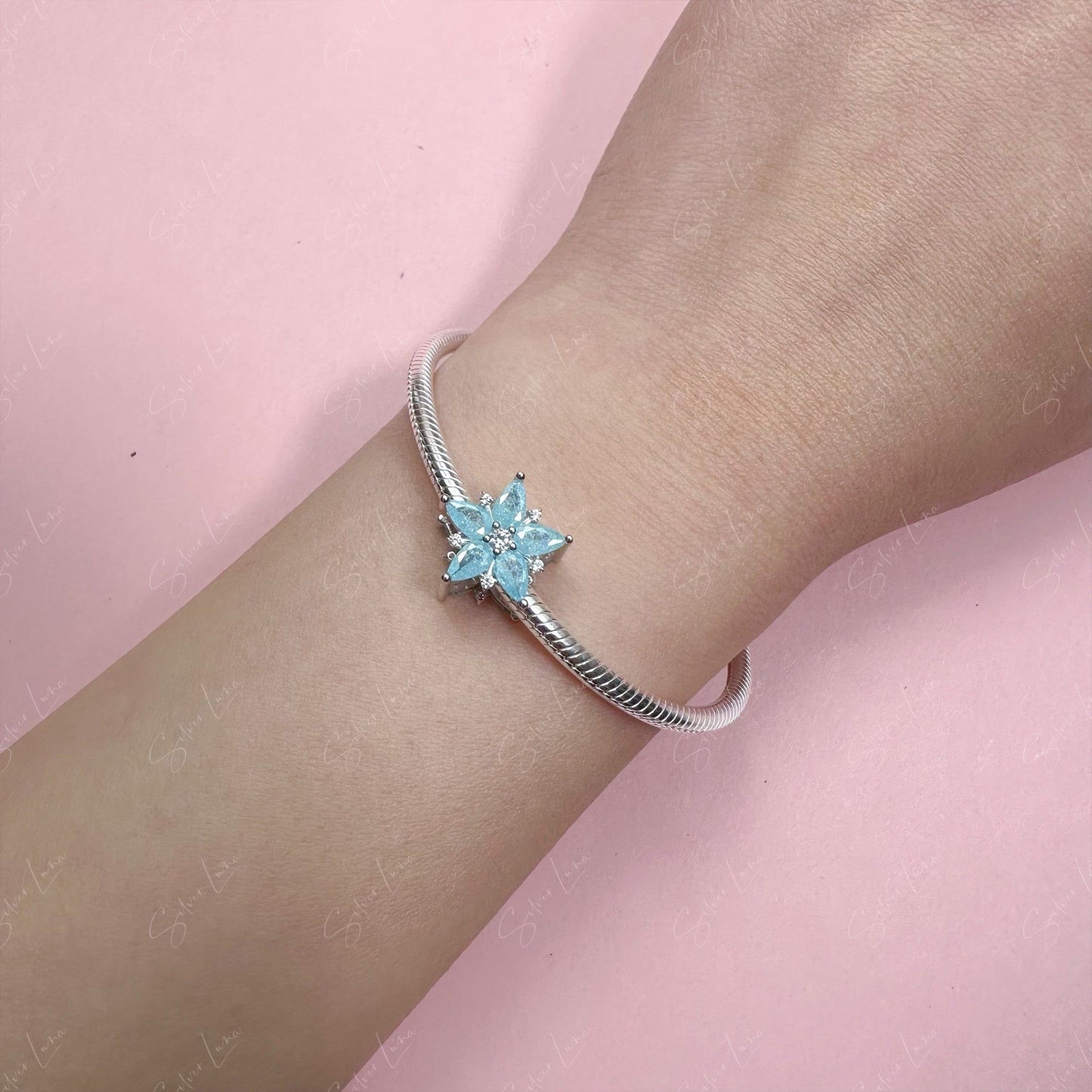 Blue crystal snow flower charm bead