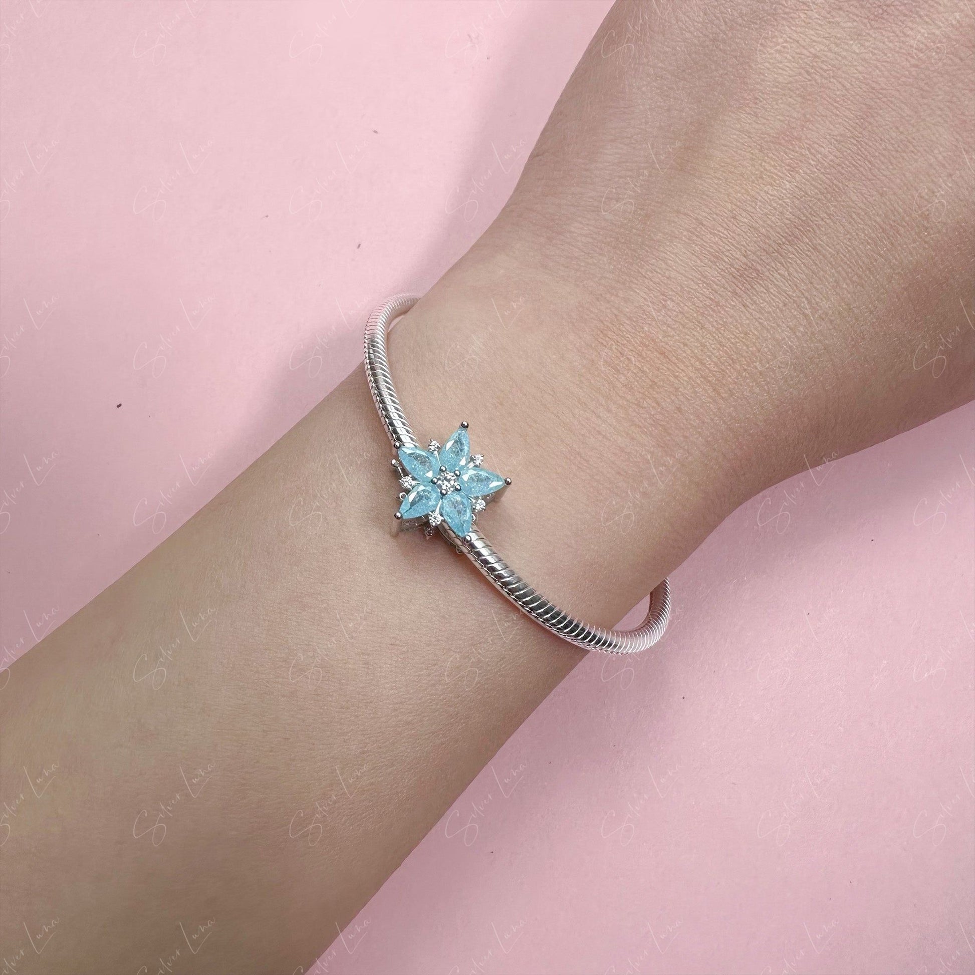 blue snowflake charm bead