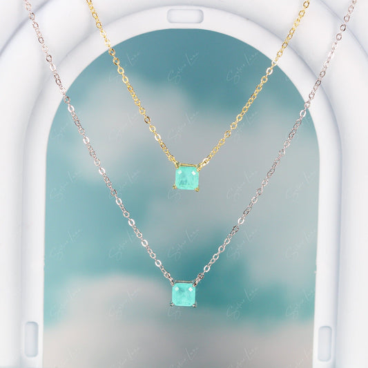 Simple tourmaline pendant necklace